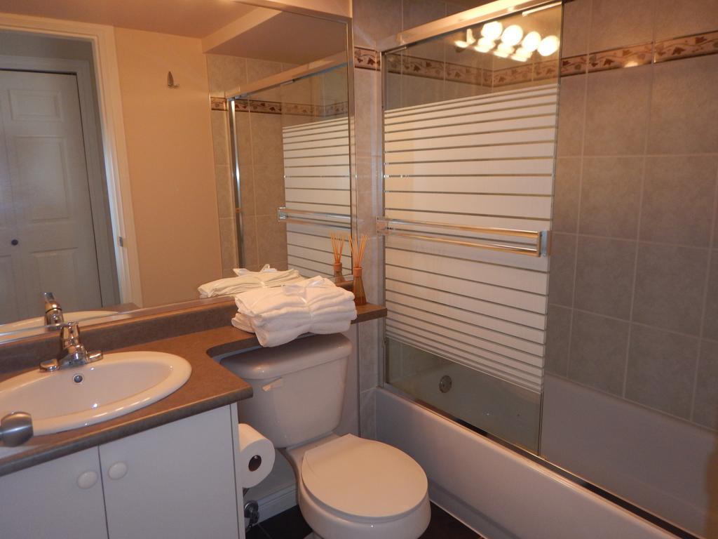 Clean And Quiet 2 Bdr 2 Bthr Private Entrance Entire Guests Suite Near Coquitlam Center Mall And Skytrain Pokój zdjęcie