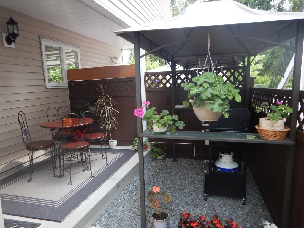Clean And Quiet 2 Bdr 2 Bthr Private Entrance Entire Guests Suite Near Coquitlam Center Mall And Skytrain Zewnętrze zdjęcie