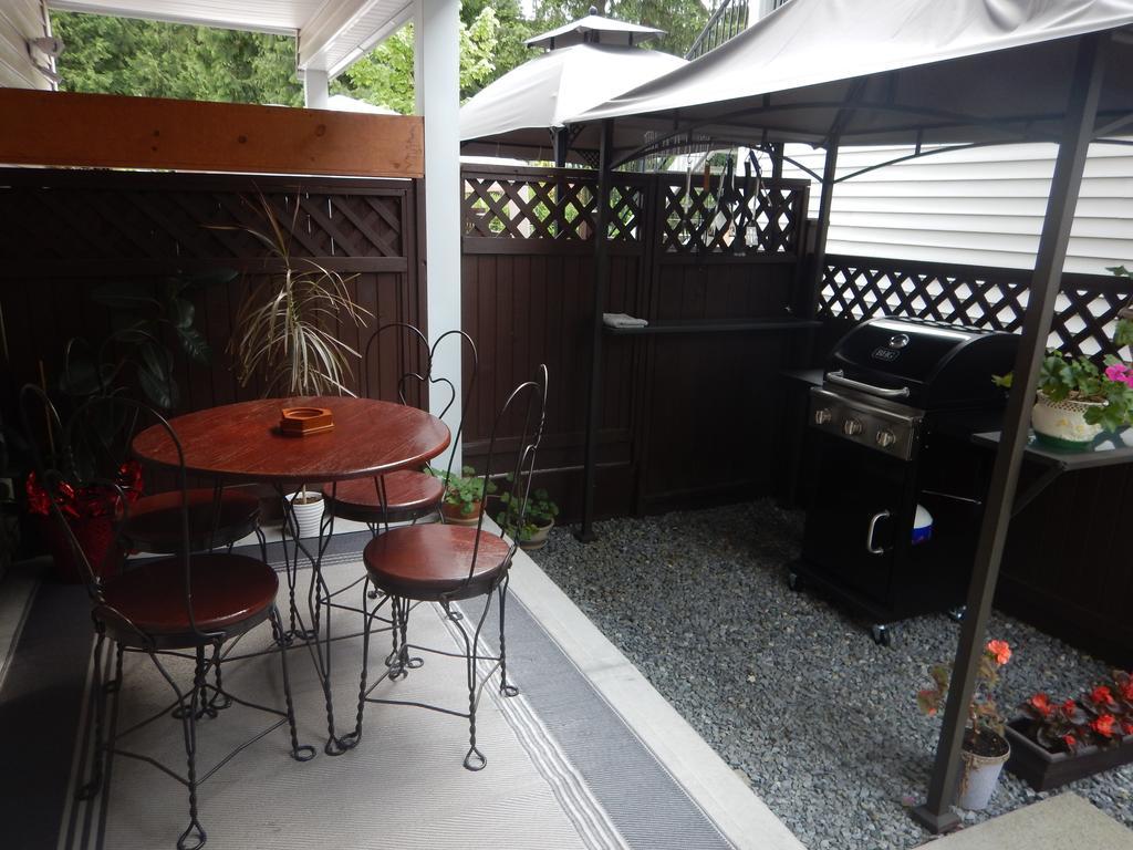 Clean And Quiet 2 Bdr 2 Bthr Private Entrance Entire Guests Suite Near Coquitlam Center Mall And Skytrain Zewnętrze zdjęcie